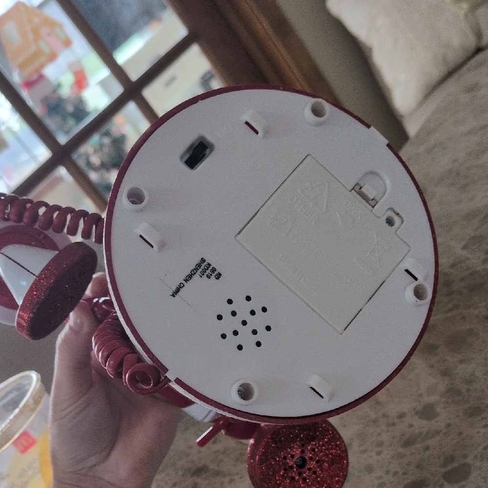 Retro Red Rotary Phone - Picture 5 of 5